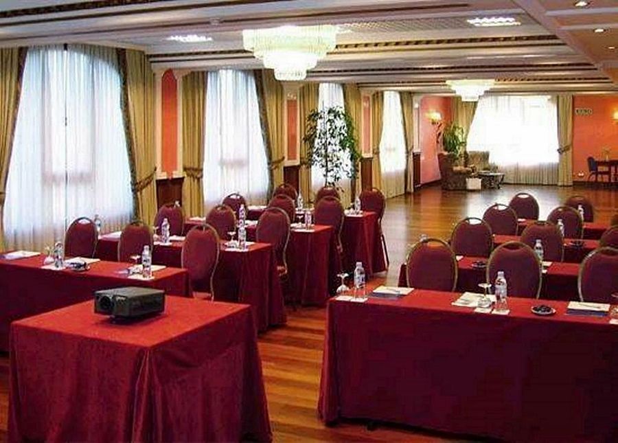 Tryp Bilbao Sondika Hotel Dış mekan fotoğraf